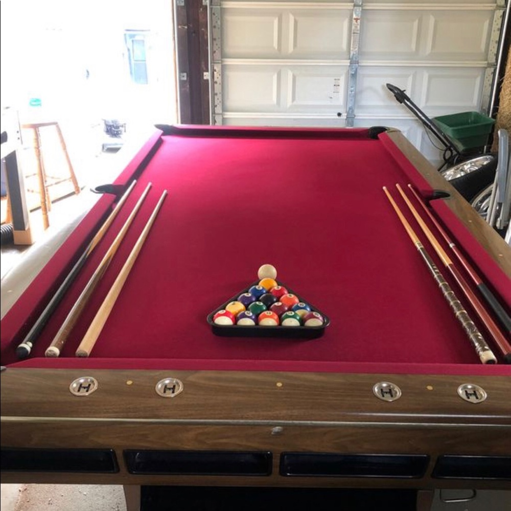 Pool table
